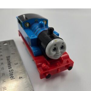 Gordon Thomas the Train Trackmaster Motorized Tank Engine Tested
